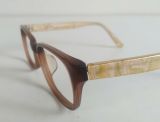  Gọng kính màu nâu càng vân đá kiểu cổ điển Jins (Thương hiệu Nhật Bản). 