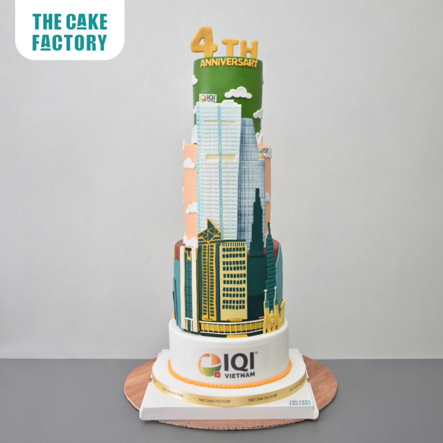  Bánh fondant kỷ niệm thành lập công ty IQI 