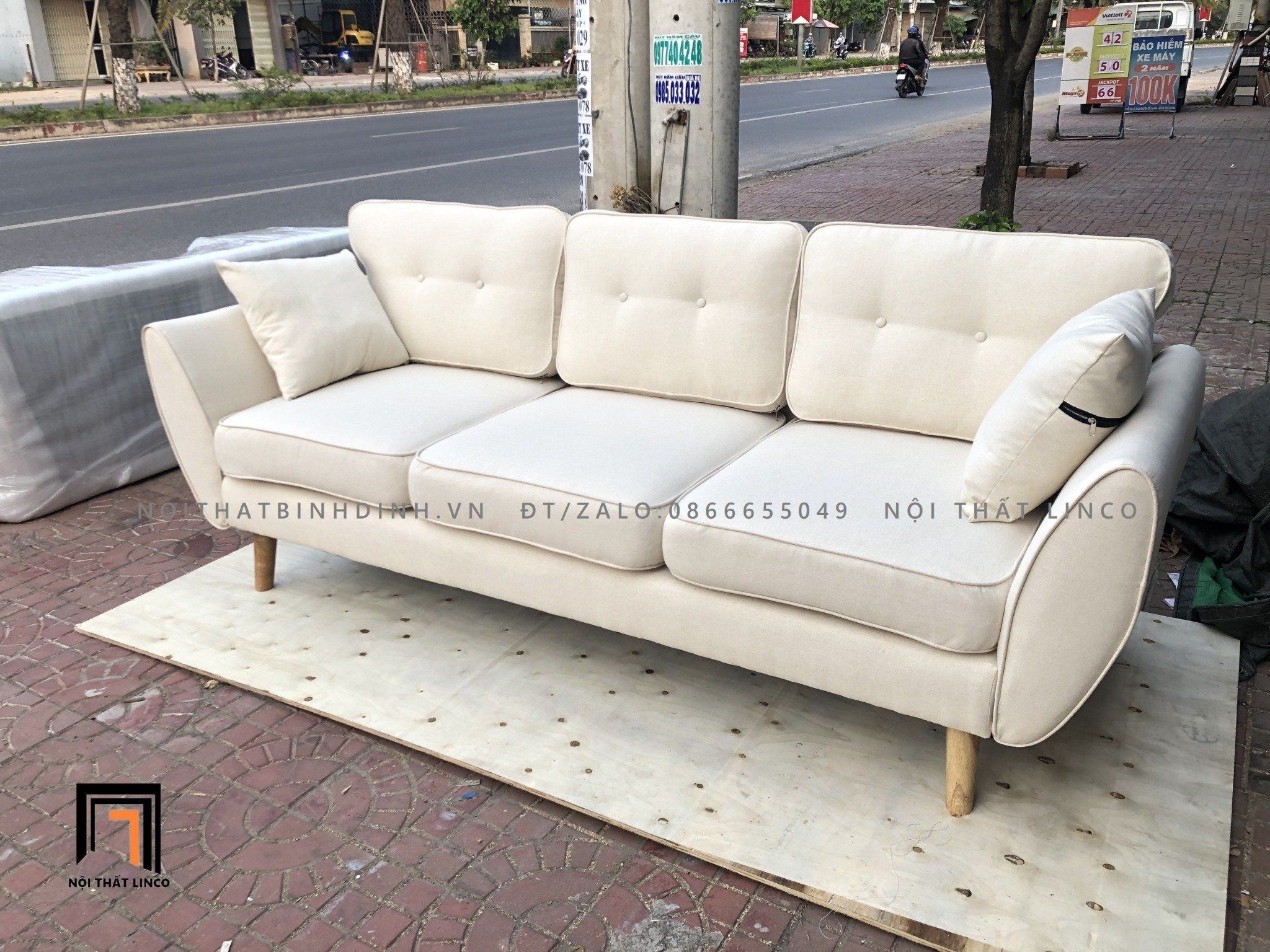  Sofa băng hiện đại màu kem BT62 Dropy dài 2m2 3 nệm ngồi 