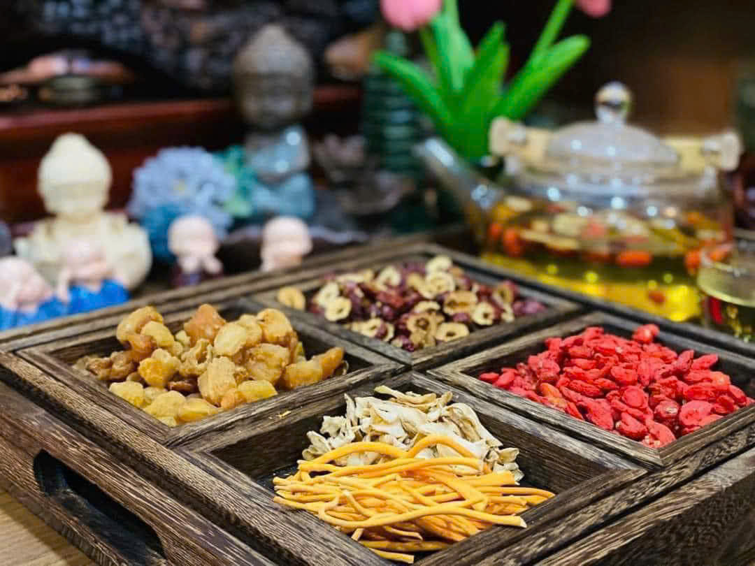 Trà đông trùng sấy thăng hoa tứ vị