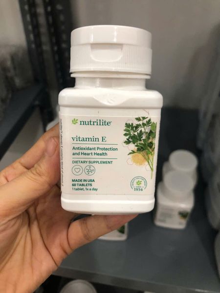 Giá bán 520 Nutrilite Parselenium-E Vitamin E Amway