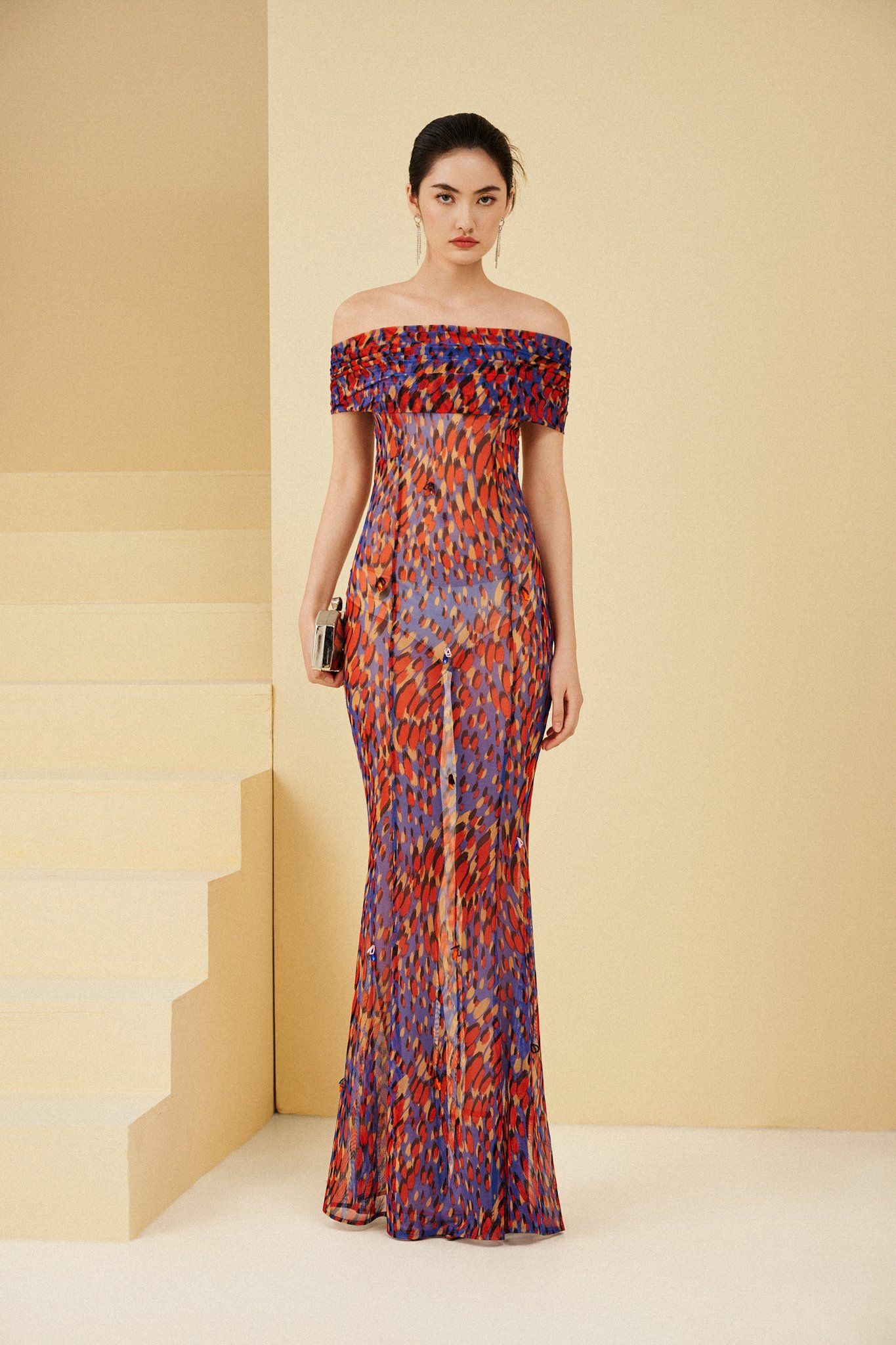  Đầm Dài Trễ Vai 