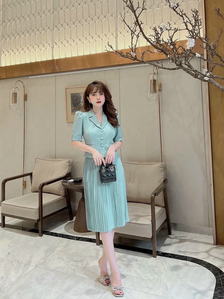 Set áo nơ phối chân váy xếp ly  Xưởng May Bích Ngọc