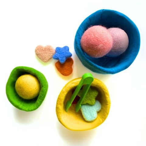  Bộ đồ chơi Bóng, Sao và Giỏ Len - Đồ Chơi Trí Tuệ