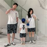 Bộ quần áo gia đình Familylove - set bộ quần áo gia đình họa tiết Bearbrick đáng yêu chất liệu cotton 100% co giãn