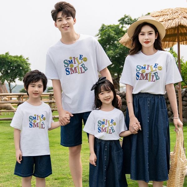 Áo gia đình Familylove - Set áo gia đình họa tiết chữ SMILE SMILE dễ thương chất liệu cotton 100% co giãn