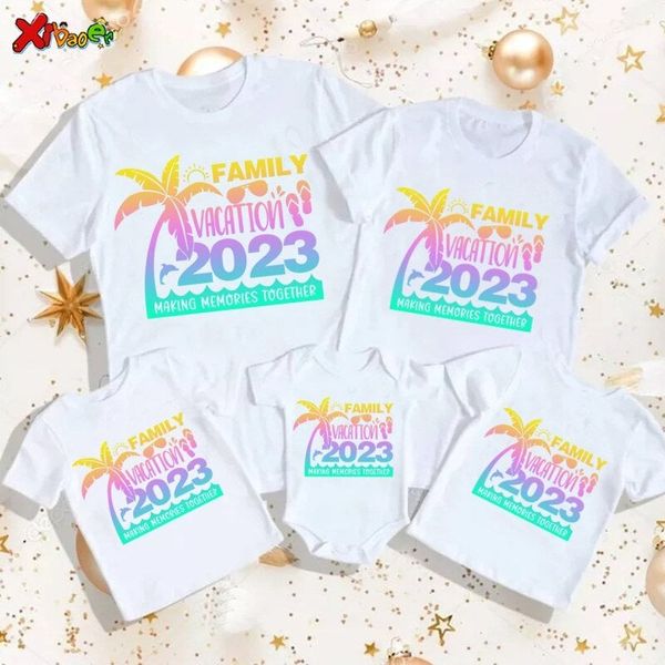 Áo gia đình Familylove - đồ gia đình in hoạ tiết FAMILY VACATION 2O23 sắc màu chất thun cotton 100 co giãn bốn chiều