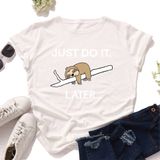 Áo thun phông nam nữ form rộng Familylove - Mẫu áo Unisex nam nữ Chú Lười JUST DO IT LATER..