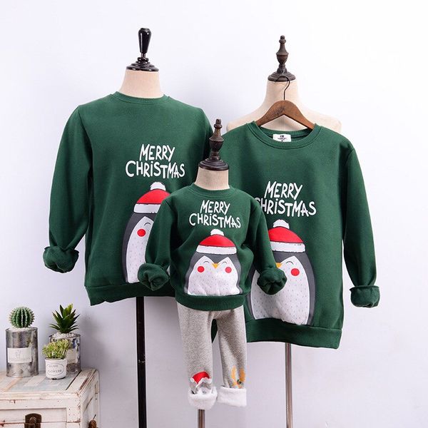 Áo Gia Đình Thu Đông Familylove - Áo Sweater Thu Đông Ấm Áp Họa Tiết Cánh Cụt Merry Christmas Chất Liệu Nỉ Da Cá Cao Cấp