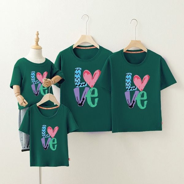 Áo gia đình Familylove - đồ gia đình in hoạ tiết Love sắc màu chất thun cotton 100 co giãn bốn chiều