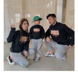 Áo Gia đình Thu Đông Familylove - Mẫu Áo Sweater Family In Hình Chú Hổ Tigger Xinh Xắn  Chất Nỉ Da Cá Cotton 100%