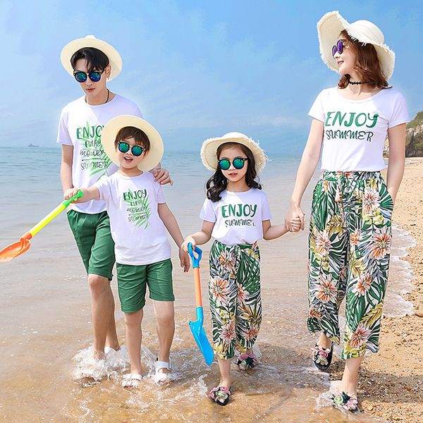 Set Quần Áo Gia Đình Đi Biển Familylove - Set Bộ Đồ Đi Biển Cho Cả Nhóm Và Gia Đình Enjoy Summer Họa Tiết Hoa Lá