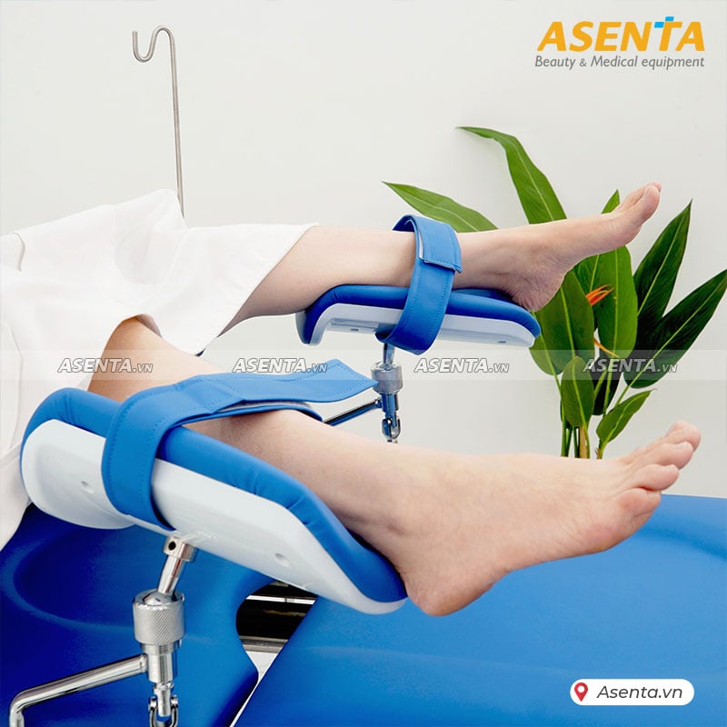 Bàn khám sản phụ khoa chỉnh điện cao cấp Hi-MEC SB-804 (có chân)