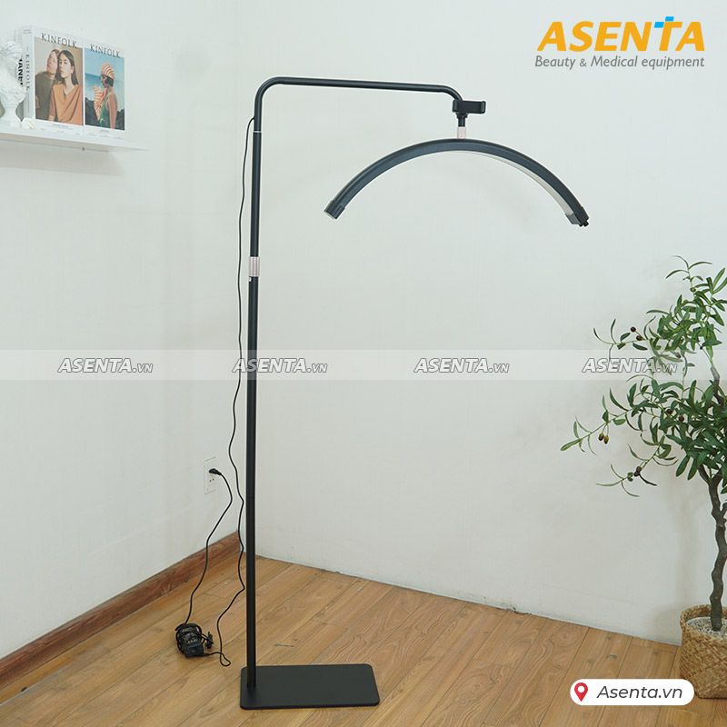 Đèn LED phun xăm chữ C 28 inch 50W