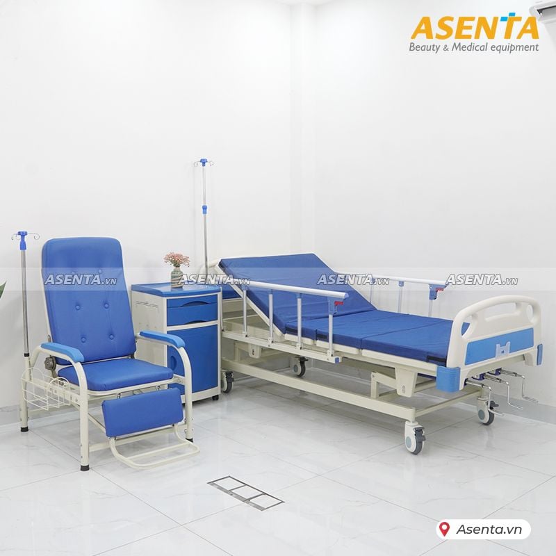 Giường ghế đa năng chăm sóc bệnh nhân kèm cây truyền dịch HMNB-3020