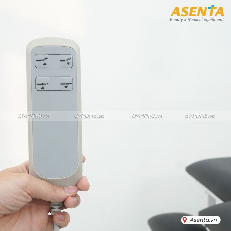 Giường nắn chỉnh xương khớp Chiropractic chỉnh điện 2 động cơ 3 khúc có tách chân HERAB - 1020
