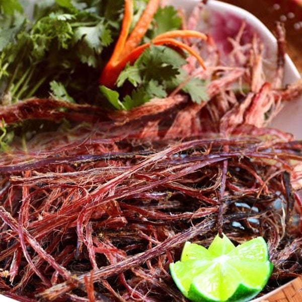 Tại sao ăn thịt trâu gác bếp Tây Bắc một lần sẽ nhớ mãi Tại sao ăn thịt trâu gác bếp Tây Bắc một lần sẽ nhớ mãi