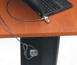 Tấm đế móc dây cáp khoá laptop Targus PA400