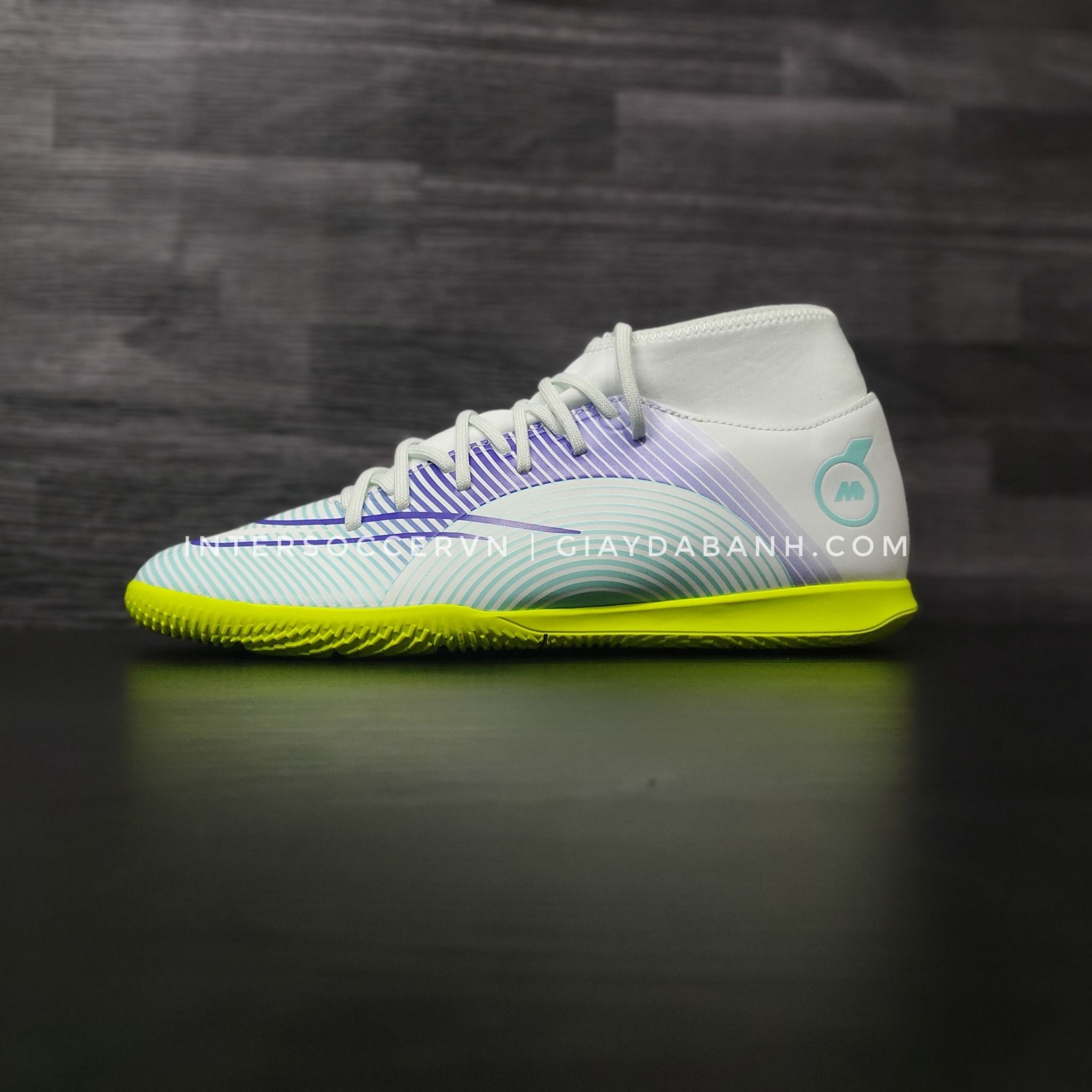 ci3787 nike