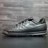  AQ7896 001-Nike JR Majestry TF 