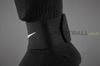 Ốp giữ chân bảo vệ ống đồng Nike đen