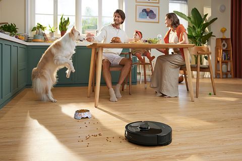 Robot hút bụi lau nhà thông minh Roborock Q8 Max