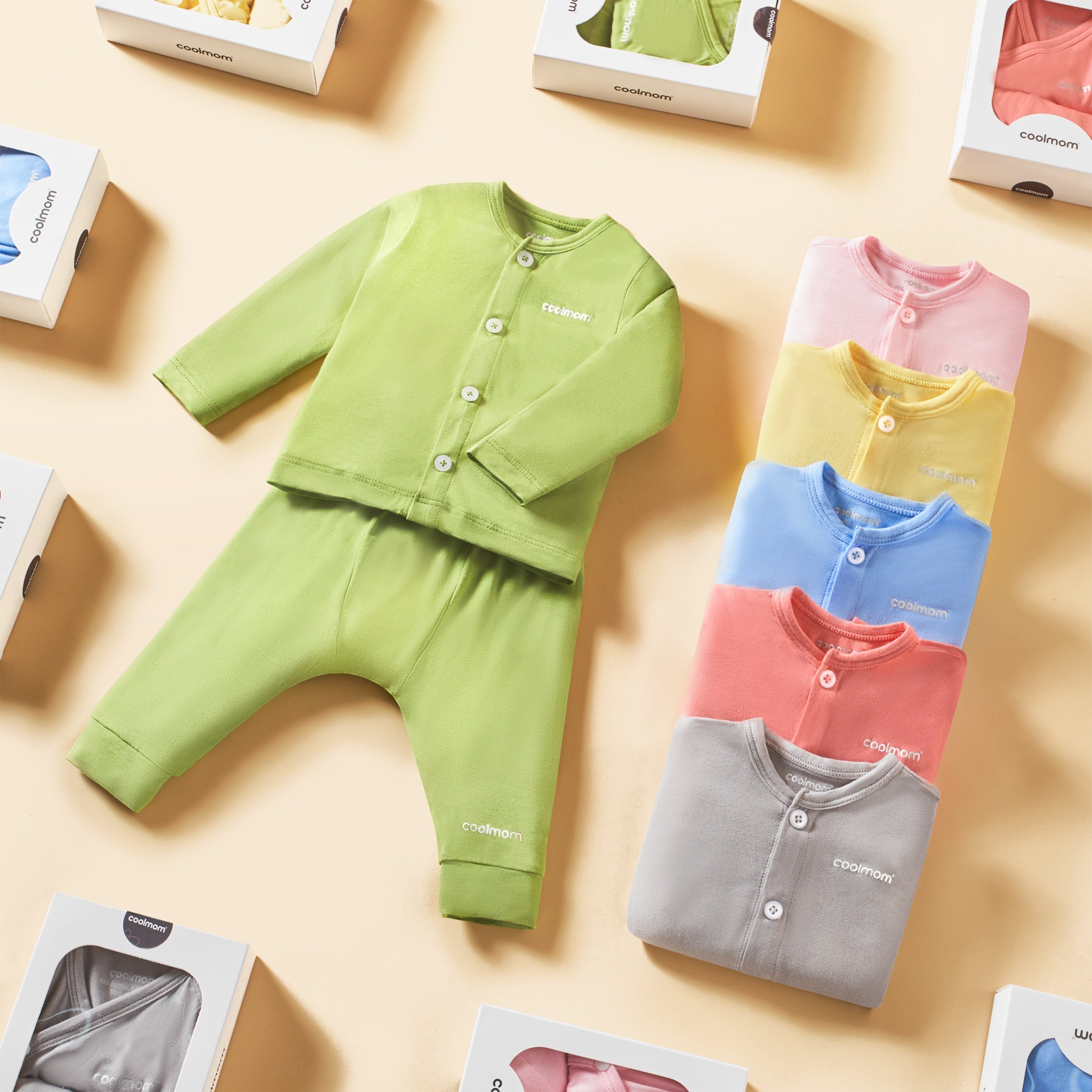 Bộ dài tay cài giữa Coolmom chất liệu sợi tre cao cấp màu hồng pastel size 6M/ CM-0017-6M-HP