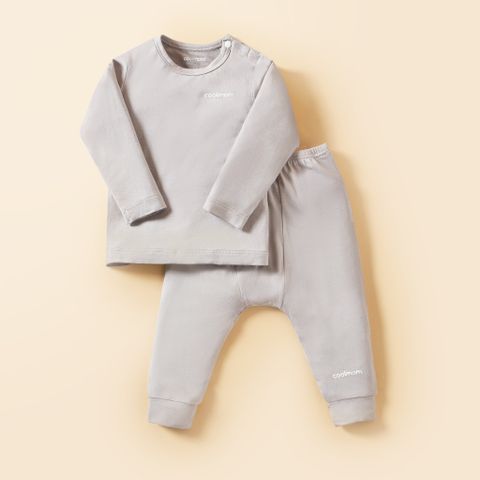 Bộ dài tay cài vai Coolmom chất liệu sợi tre cao cấp màu xám fog size 9M / CM-0018-9M-XF