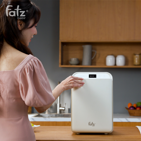 Máy tiệt trùng bình sữa Fatzbaby UVC-LED PLASMAX 10 FB4812ZH