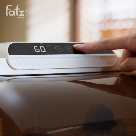 Máy úp bình sữa và tiệt trùng sấy khô UVC FATZBABY TIDY 5 FB4632RS