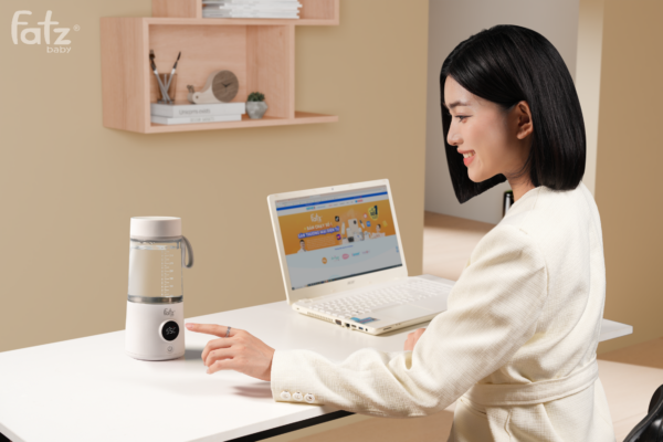 Bình hâm nước pha sữa di động Fatzbaby Mini Smart 10 FB3803FD