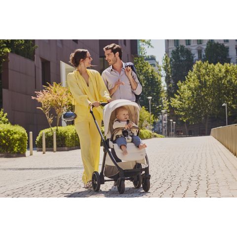 Xe đẩy cho bé Chicco gấp gọn tự động Bellagio (2 chiều- Màu be ánh kim)