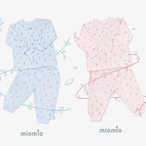 Bộ sơ sinh dài tay Miomio cài giữa họa tiết Mèo mỏng mát