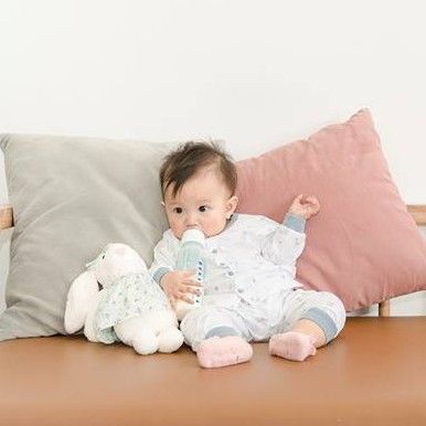 Bộ sơ sinh dài tay Miomio cài giữa họa tiết Thỏ mỏng mát