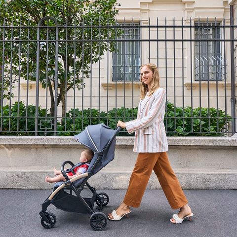 Xe đẩy cho bé Chicco Goody Xplus (1 chiều - Màu Xanh ánh rêu)