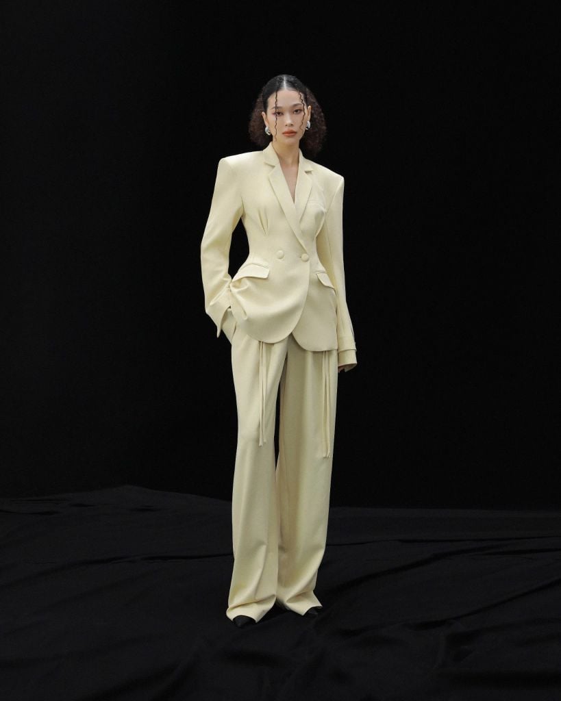 Alix Blazer - Yellow Pastel