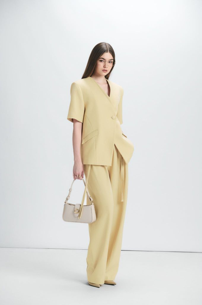 Layar Blazer - Yellow Pastel