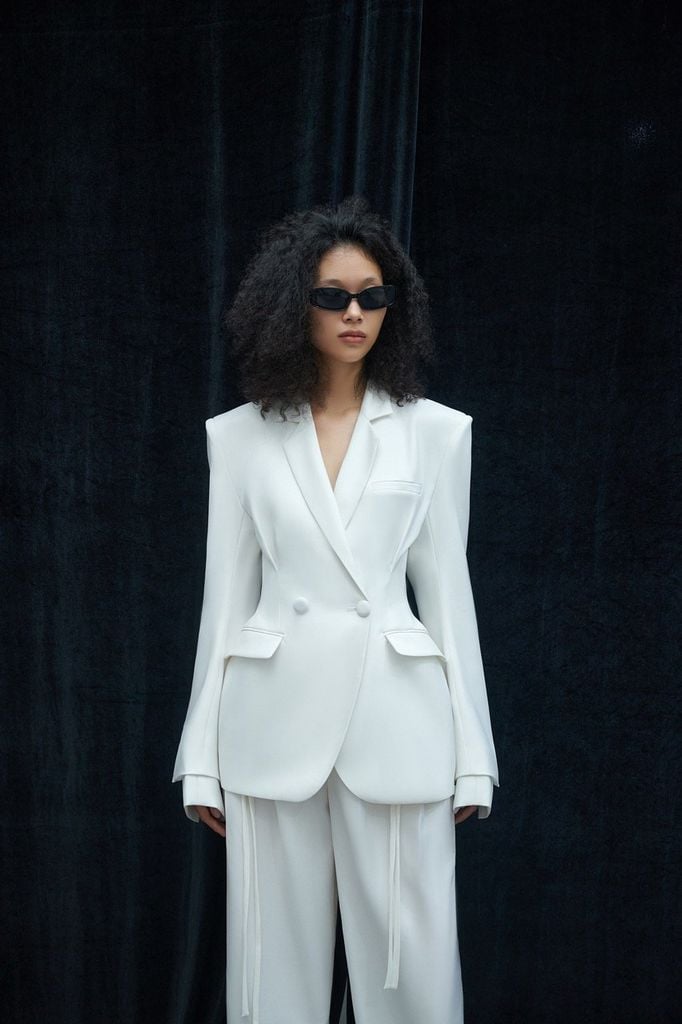 Alix Blazer - White