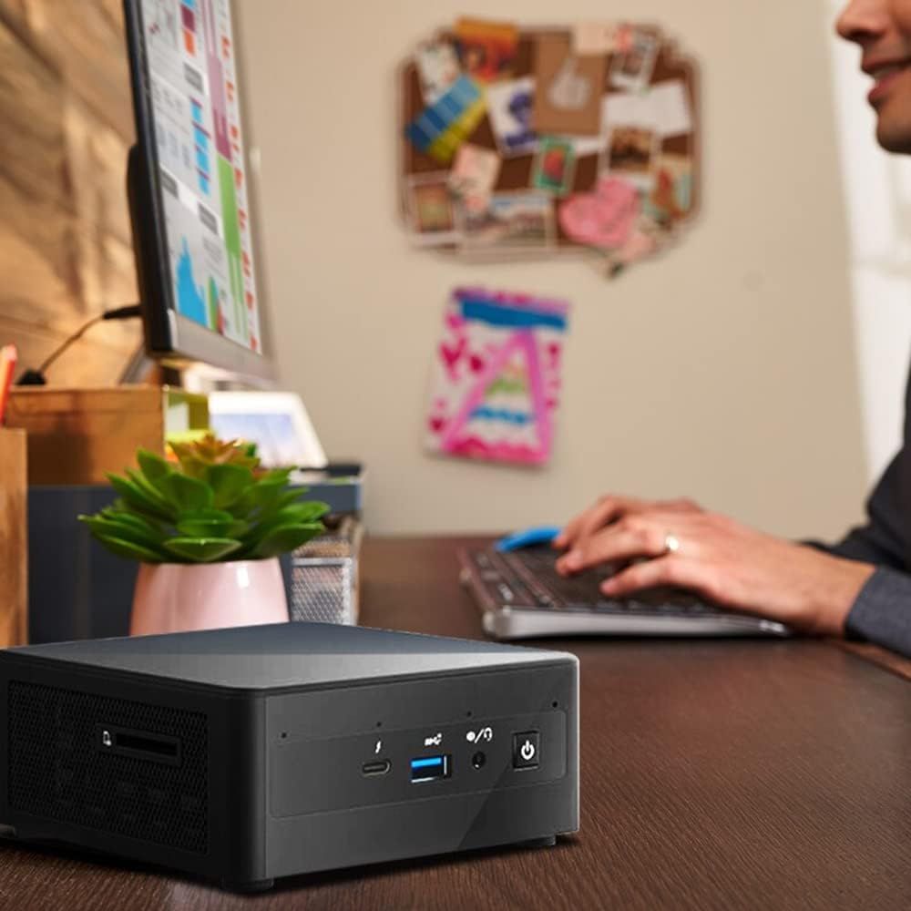 PC Intel NUC L6 RNUC11PAHI30Z02 - RNUC11PAHI30Z0299AW98 (i3-1115G4/Intel Core UHD Graphics/Wi-Fi 6+Bluetooth)