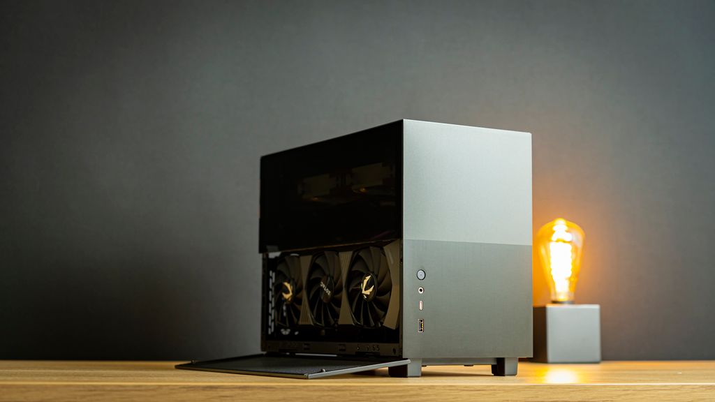 Vỏ case máy tính Lian Li Q58 Black kèm dây Riser VGA PCIe 4.0 - Q58X4