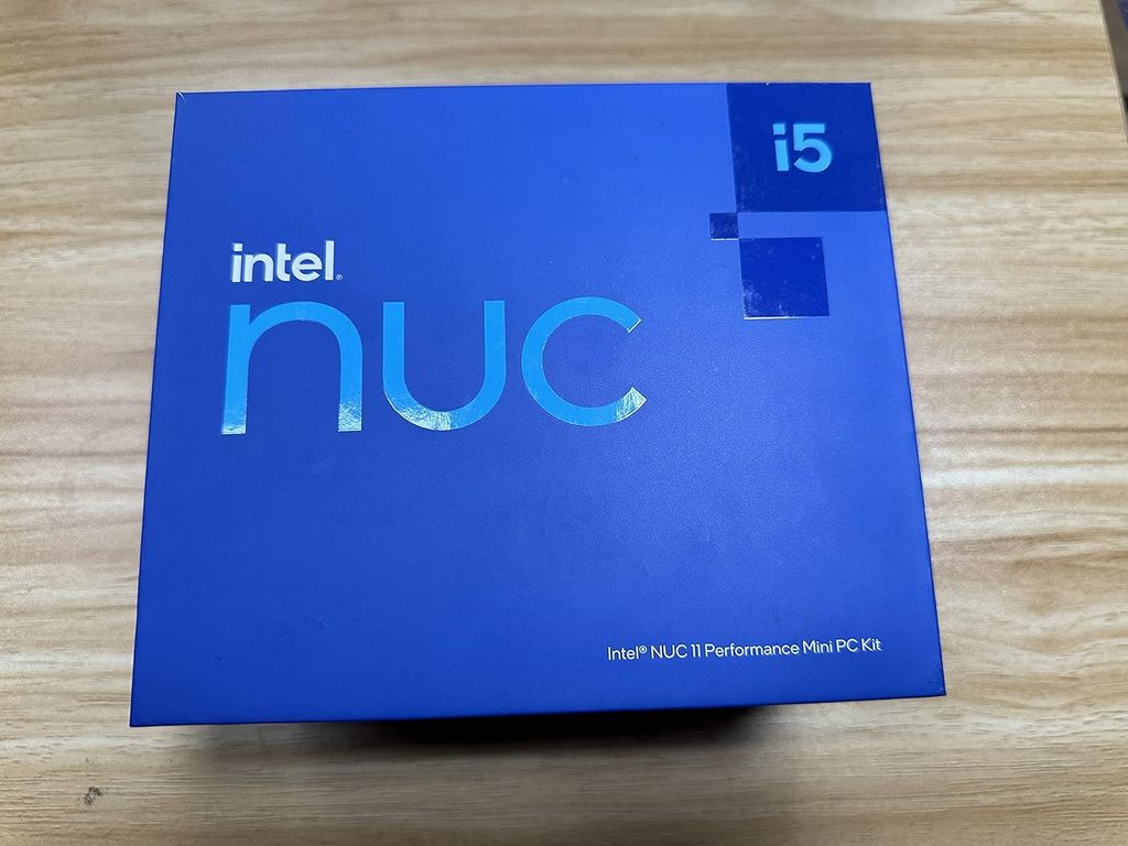 PC Intel NUC L6 RNUC11PAHI30Z02 - RNUC11PAHI30Z0299AW98 (i3-1115G4/Intel Core UHD Graphics/Wi-Fi 6+Bluetooth)