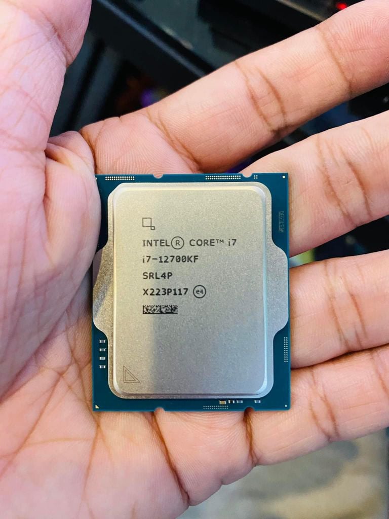Nhân bản từ Bộ vi xử lý CPU Intel® Core™ i7 - 12700KF (UP TO 3.8GHZ TURBO UP TO 5.0GHZ, 12 NHÂN 20 LUỒNG, 25MB CACHE, 125W) - SOCKET INTEL LGA 1700/ALDER LAKE)