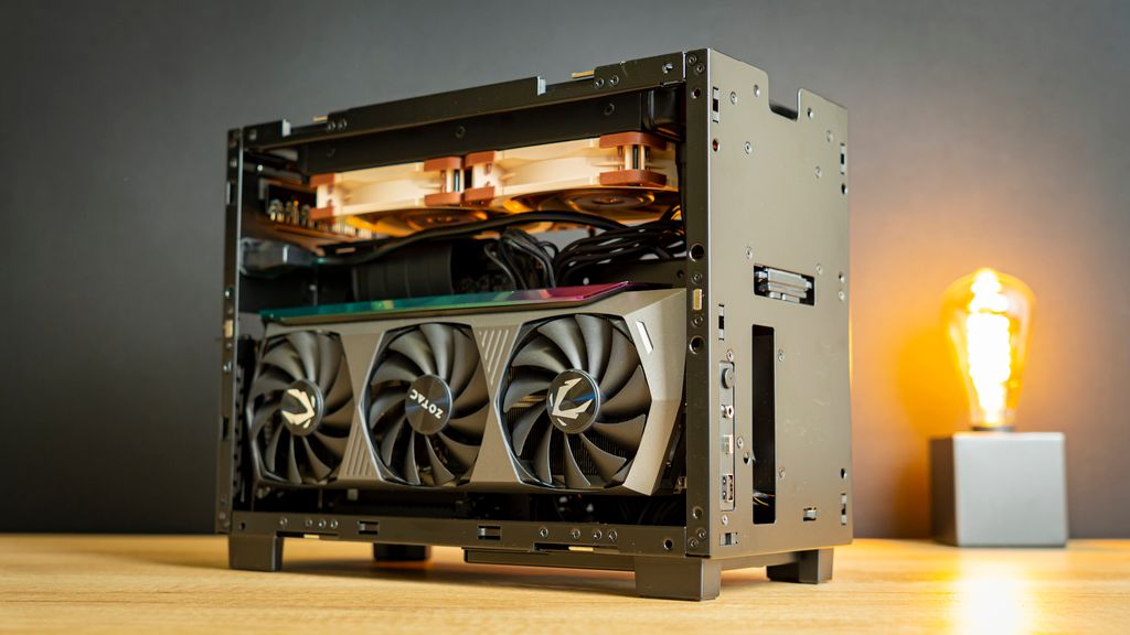Vỏ case máy tính Lian Li Q58 Black kèm dây Riser VGA PCIe 4.0 - Q58X4