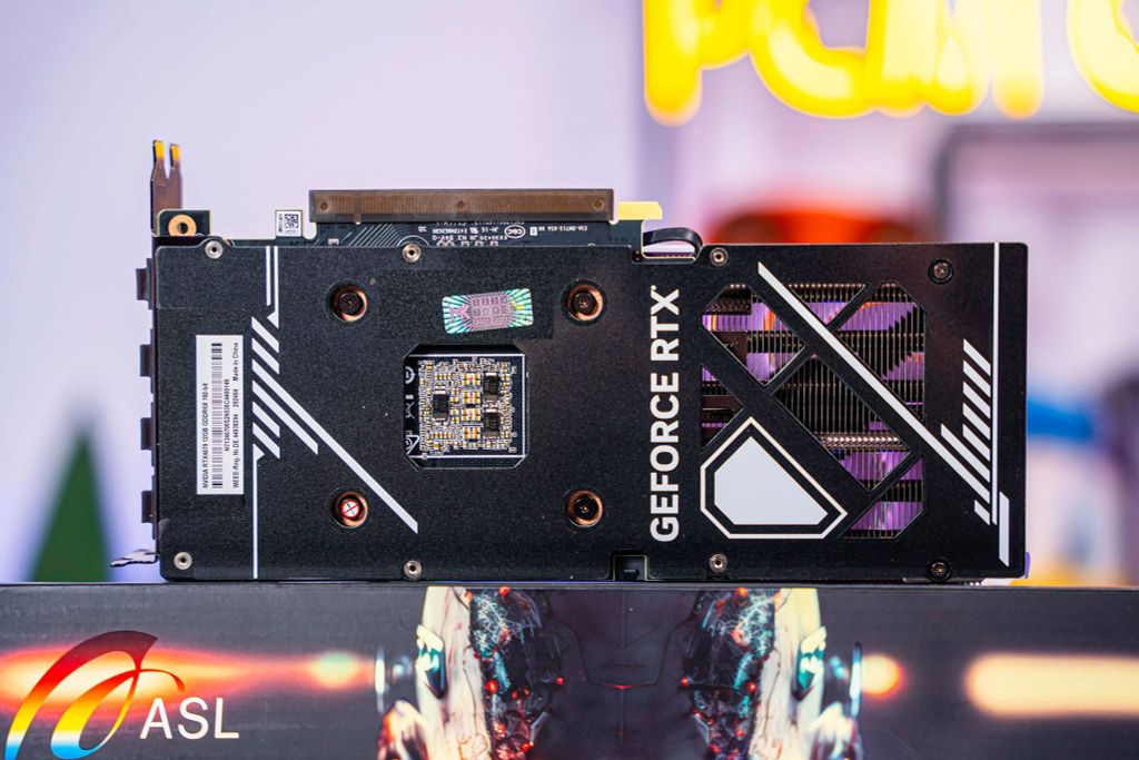 Card màn hình VGA ASL NVIDIA RTX 4070 12GB DDR6X White