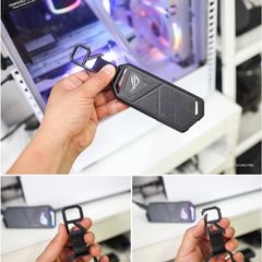 Hộp đựng ổ cứng SSD ASUS ROG STRIX ARION ESD-S1C có LED RGB đồng bộ Aura Sync