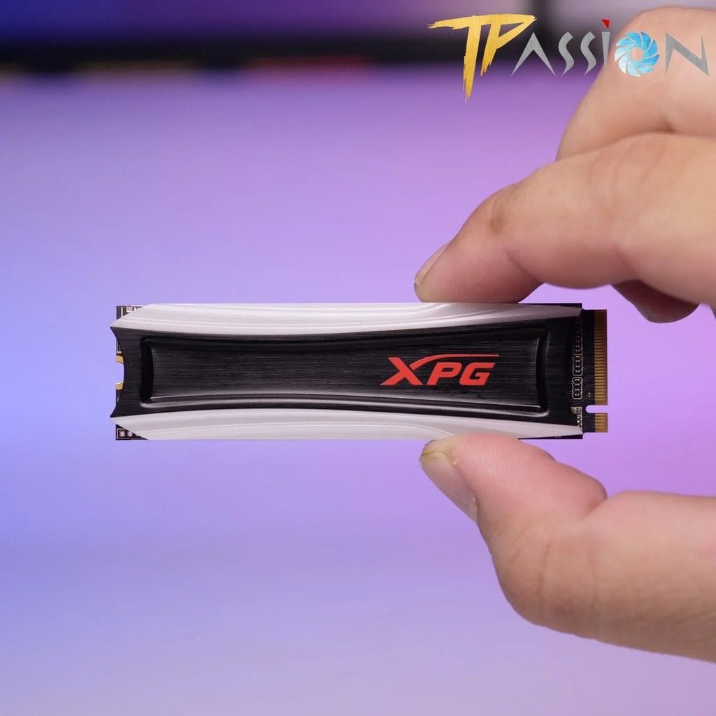 Ổ CỨNG SSD M.2 PCIe Gen3x4 ADATA XPG S40G tích hợp Tản nhiệt LED ARGB