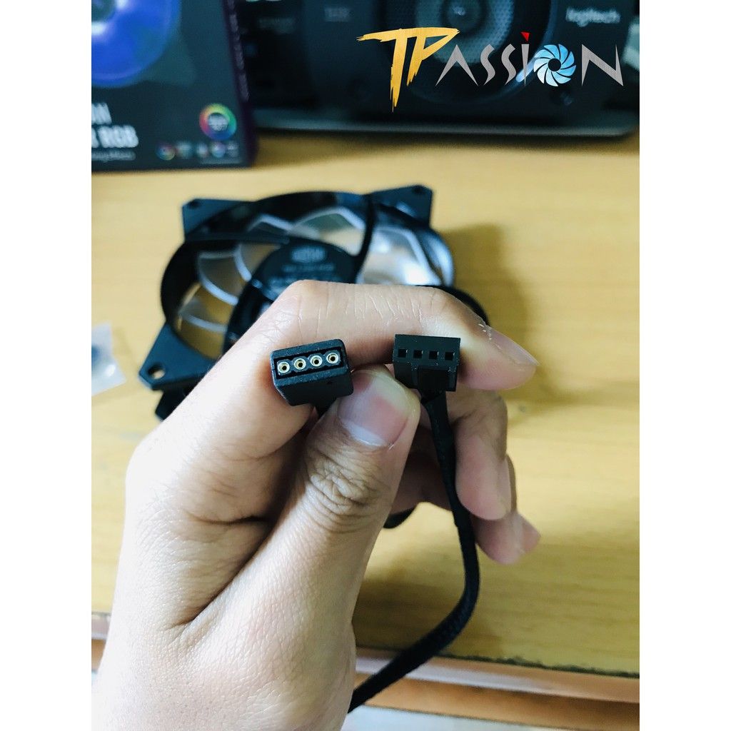 Quạt Fan case 12cm Cooler Master MasterFan MF120R RGB