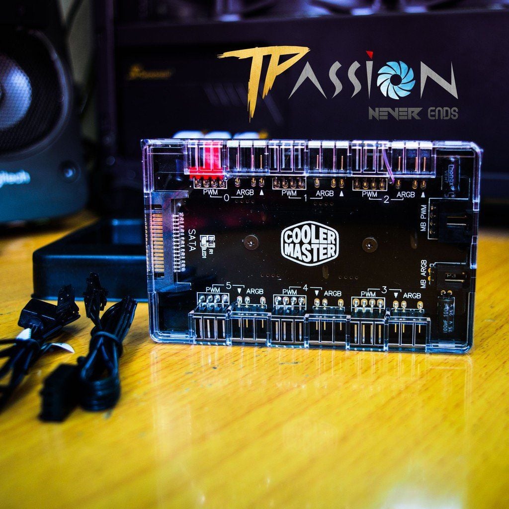 Cooler Master MASTERFAN ARGB AND PWM HUB - chia kết hợp cổng LED ARGB và nguồn Fan