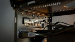 Vỏ case máy tính Lian Li Q58 Black kèm dây Riser VGA PCIe 4.0 - Q58X4