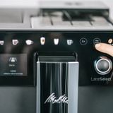  Máy pha cà phê tự động Melitta Latte Select 